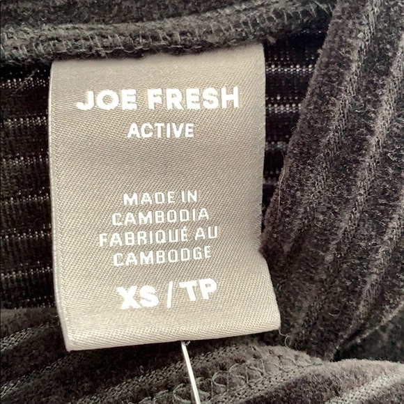 Joe Fresh Active Top - Picture 2 of 3